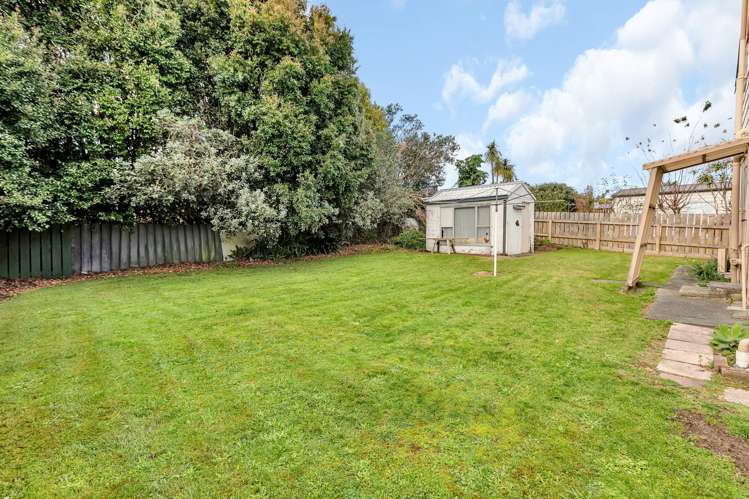 15 Pyle Road West One Tree Point_24