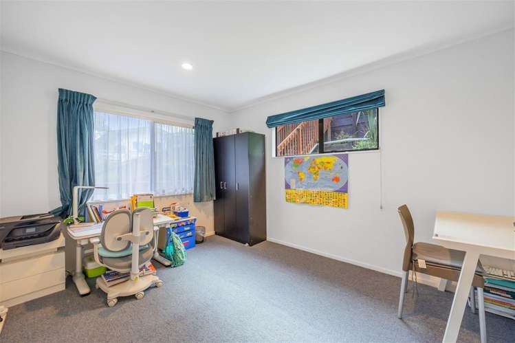 2/9 Ridgewood Crescent 10868_9
