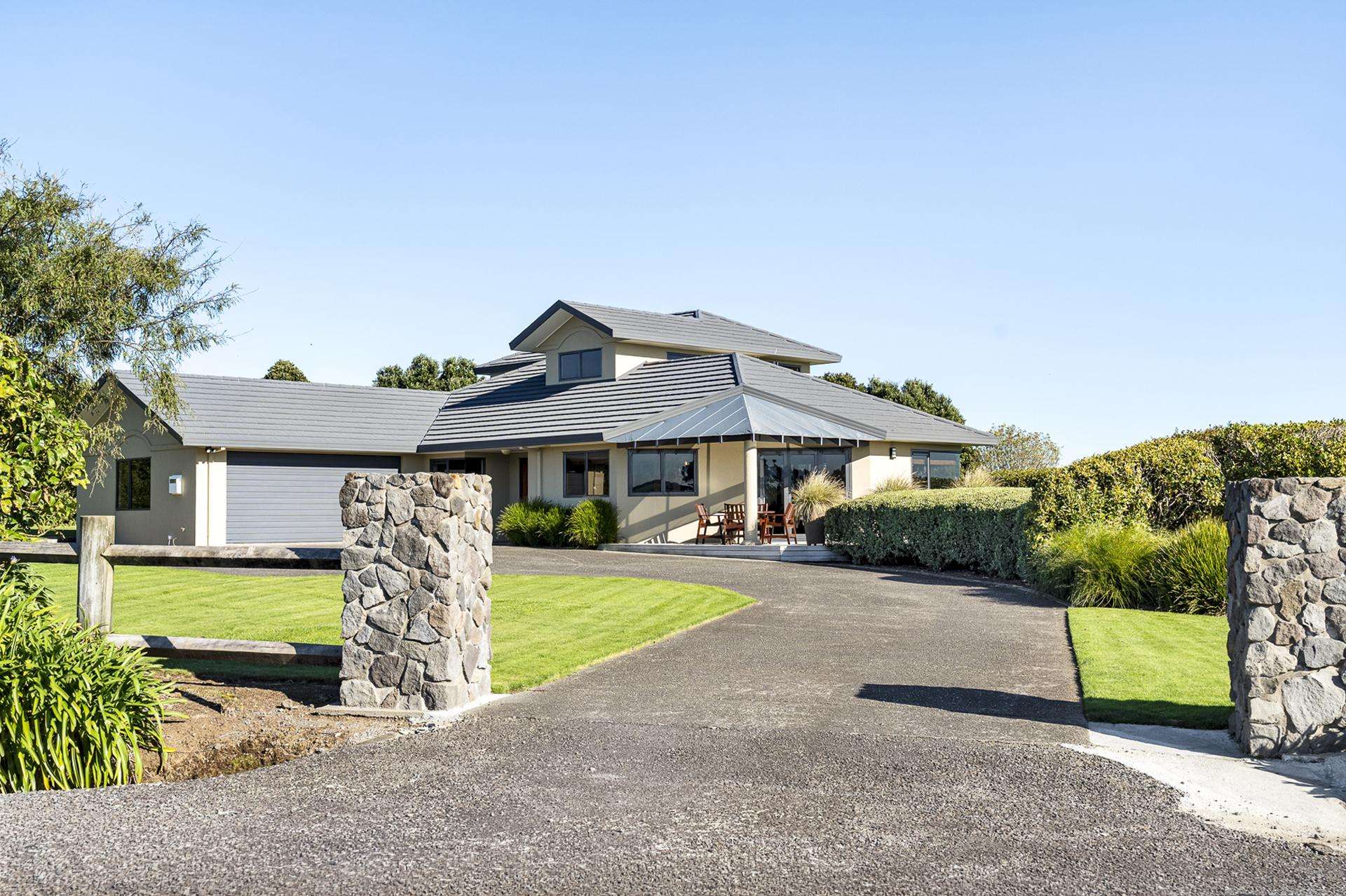 74 Koru Road Omata_0