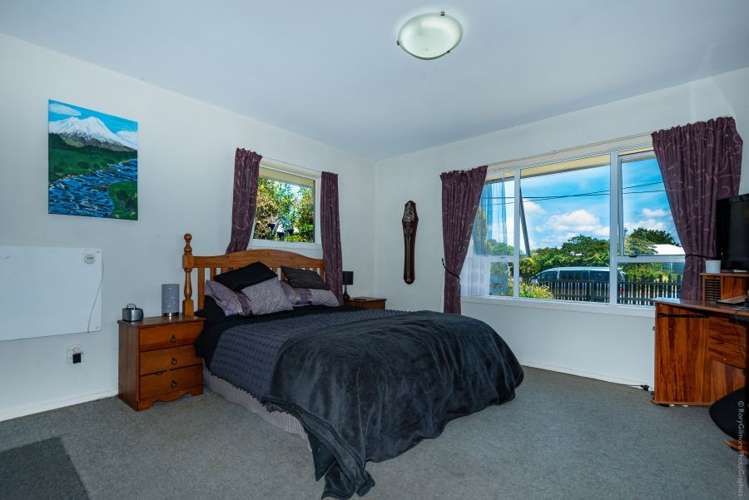 32 Leverett Place North New Brighton_9