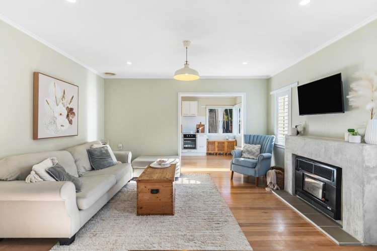 7 Kenmure Avenue Forrest Hill_4