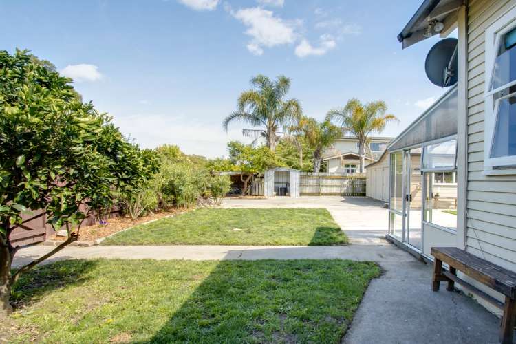 300 Grays Road Saint Leonards_14