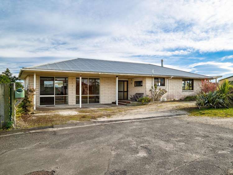 22 Halkirk Street Karitane_5