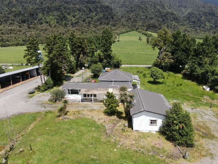 2778 Whataroa Highway Whataroa_2