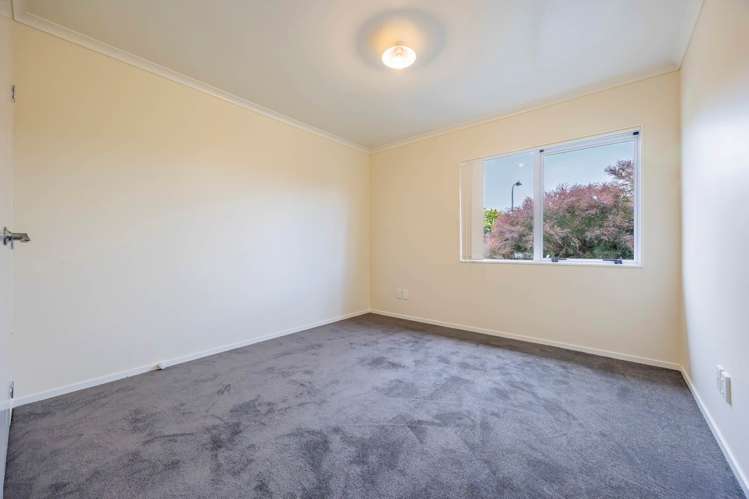 79 Tilberg Street Favona_12