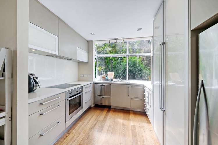 7/17 Chatfield Place Remuera_5