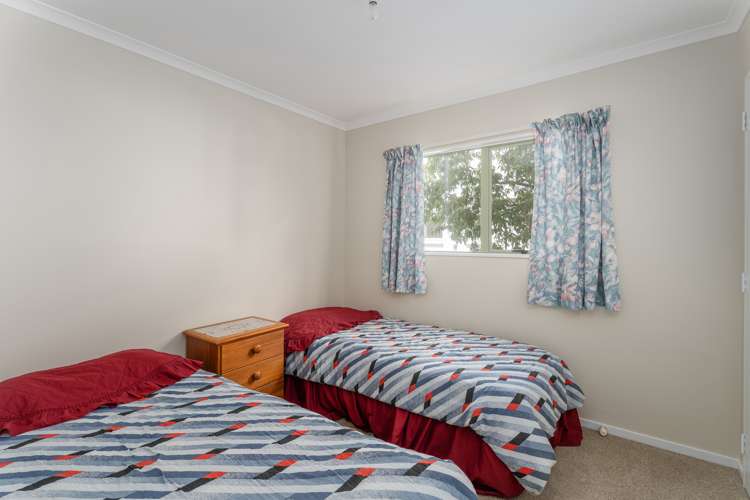 42 Banks Street Cooks Beach_17