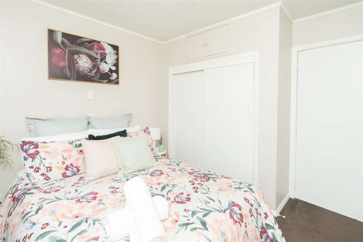 6 Tomin Road Glenview_16