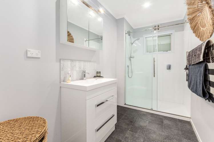 11 Spinnaker Drive Whitby_18