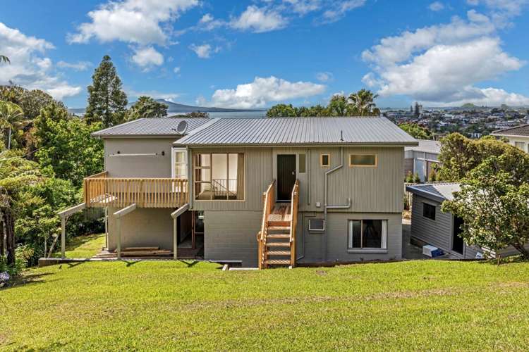 35 Parr Terrace Castor Bay_17