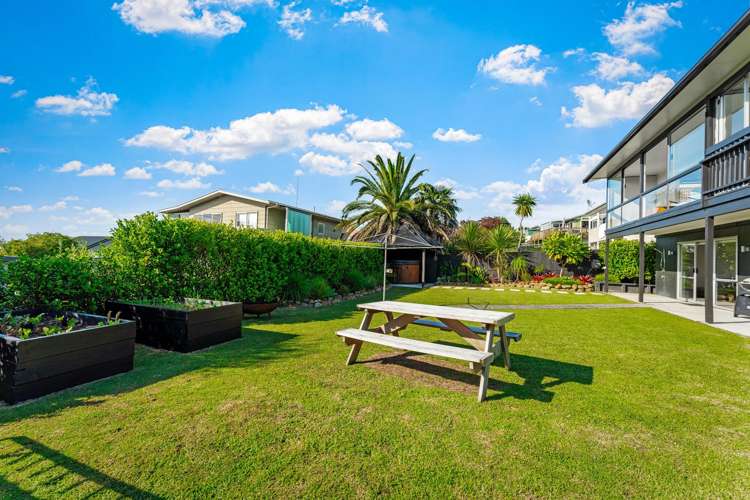 10 Hinemoa Place Snells Beach_16