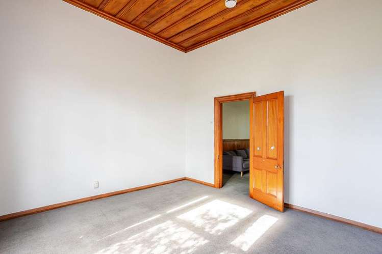 9 Madrid Street Dannevirke_17