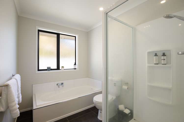 43 Magnolia Drive Westown_19