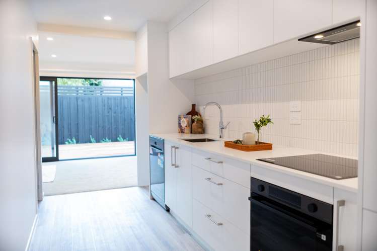 4/99 King Street Sydenham_9