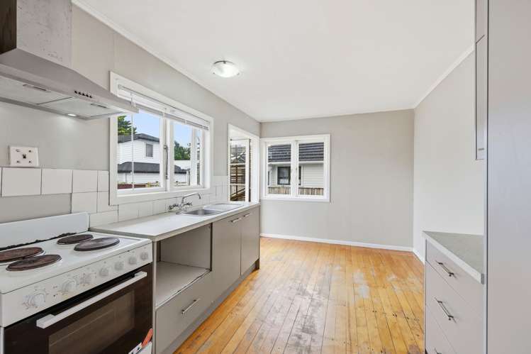 47 Fairdene Avenue Henderson_6