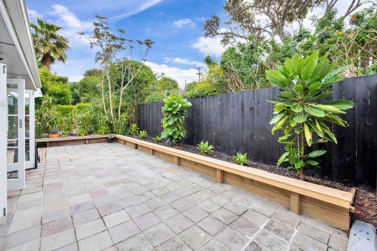 1/53 Corunna Road Milford_6