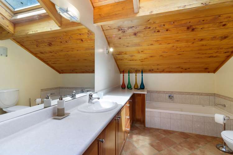 51 Spencer Road Lake Tarawera_11