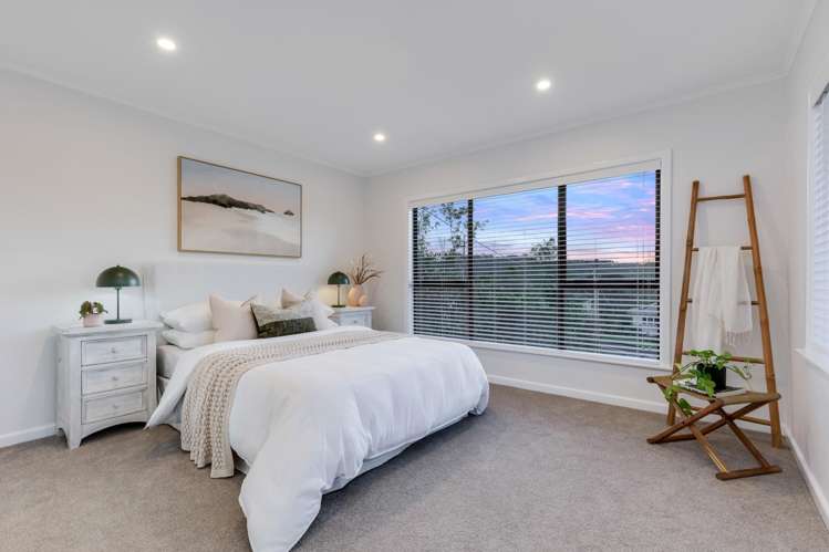 19 Highland Ave Titirangi_5