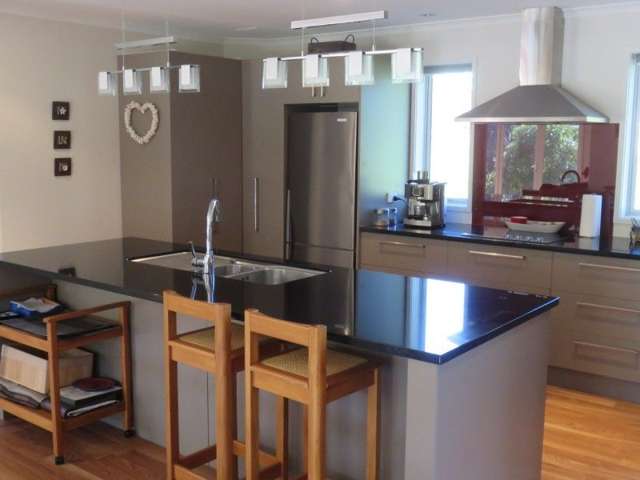 211 Onemana Drive Onemana_3