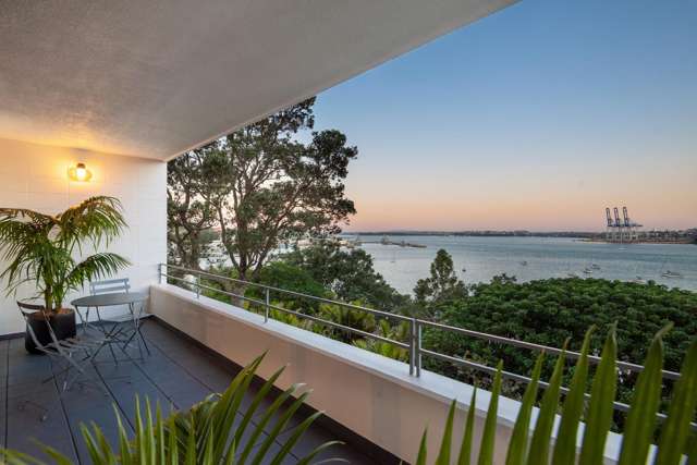 Apt M6/45 Stanley Point Road, Devon Park Devonport_4