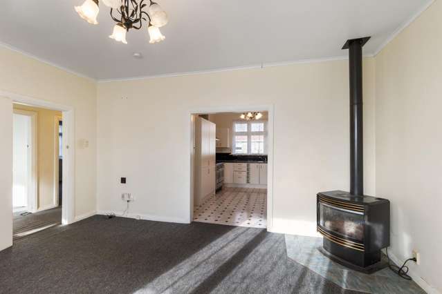 76 Parker Avenue Levin_3