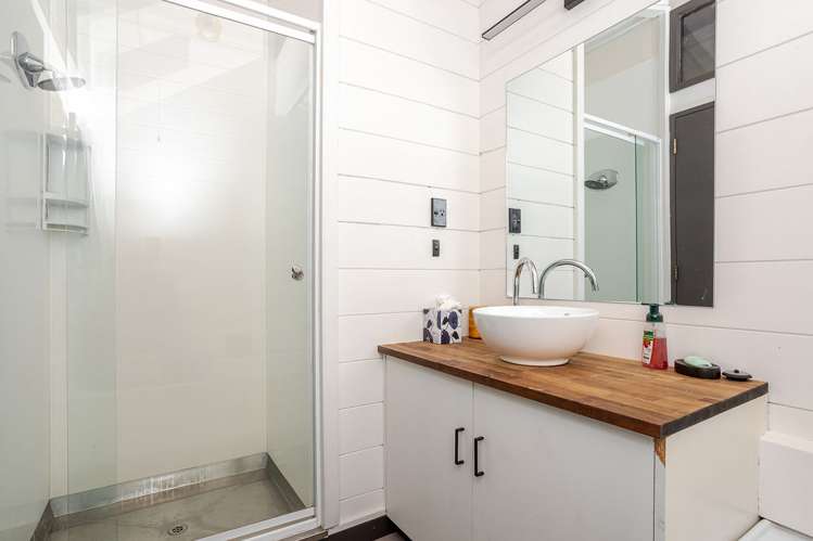 51 Guy Street Dannevirke_16