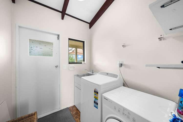 15 Lowes Place Solway_14