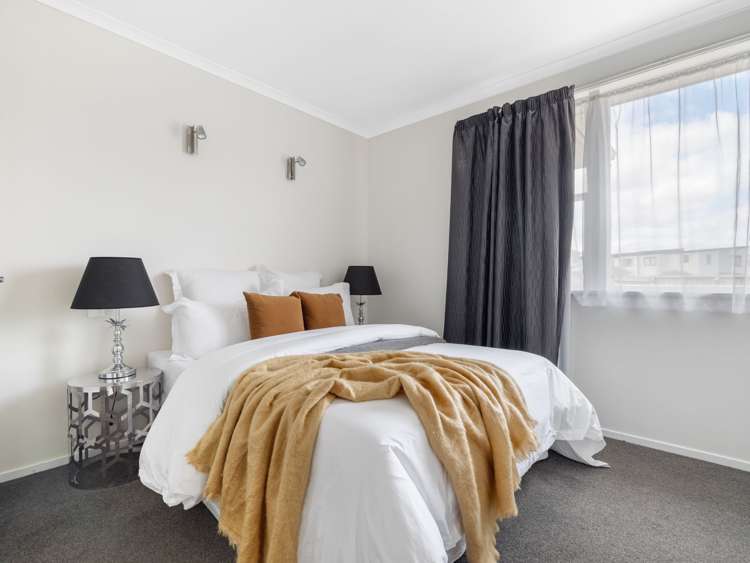 1/1 Cooper Place Papakura_10