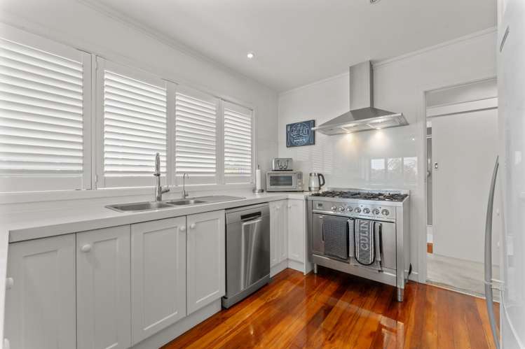 45A & 45B Braemar Road Rothesay Bay_4