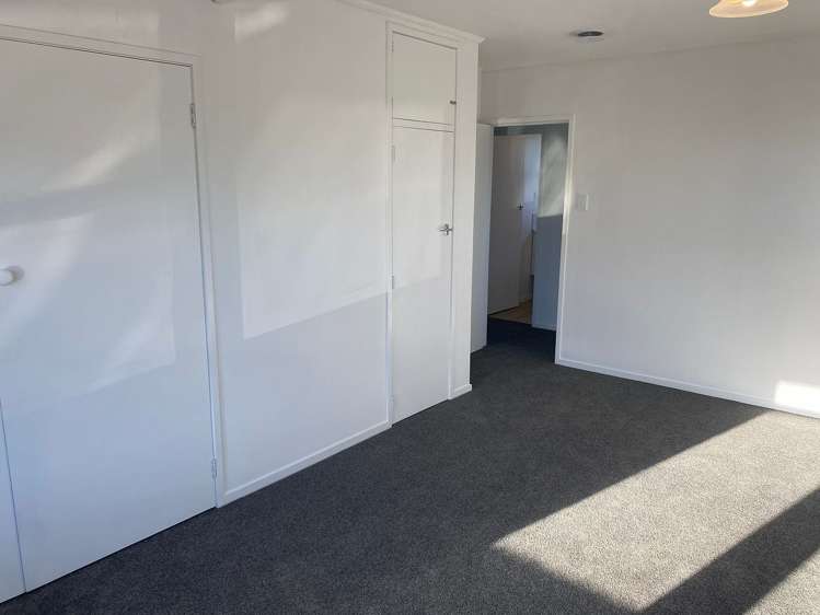 6 Crombie Street Bellevue_16