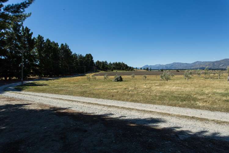 783 Wanaka-Luggate Highway Wanaka_15