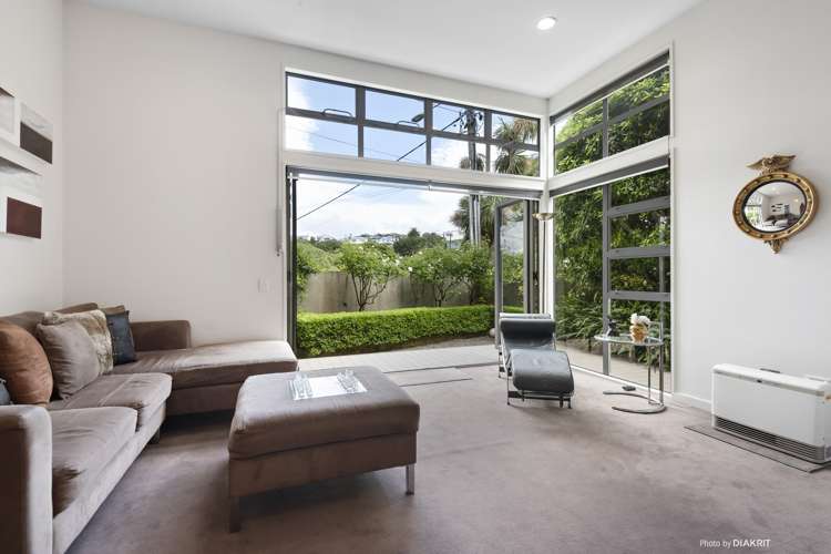 94a Onslow Road Khandallah_3