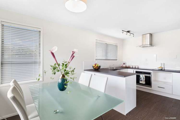 101 Solar Road Glen Eden_12