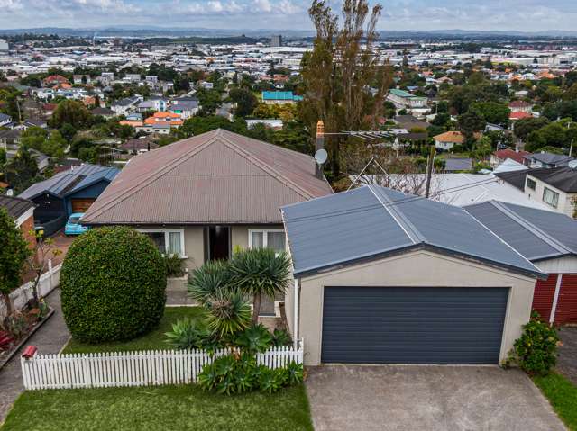 51 Ngatiawa Street One Tree Hill_3