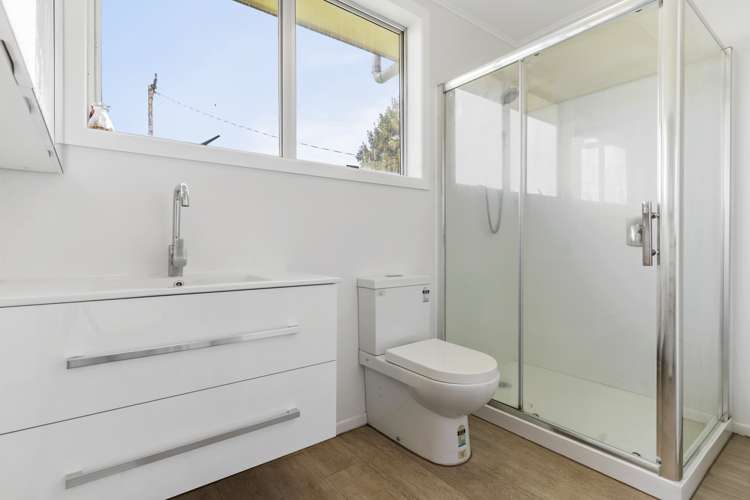 52 Douglas Road Pukekohe_16