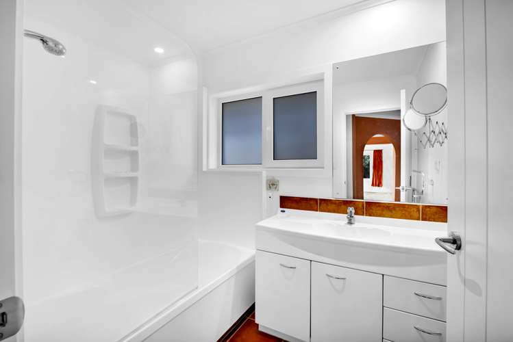 1 Wilson Road Opunake_20