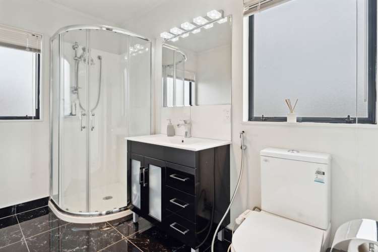 1/2 Orangewood Drive Shamrock Park_21