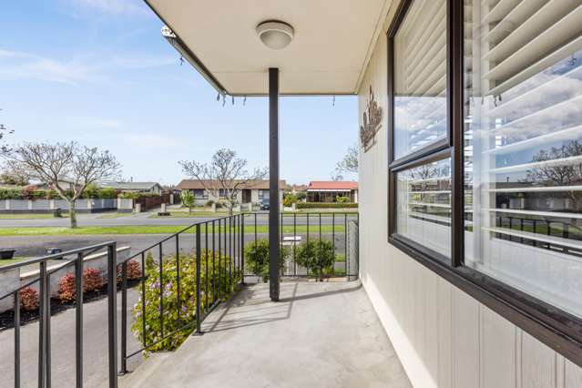 1/154 Tait Drive Greenmeadows_3