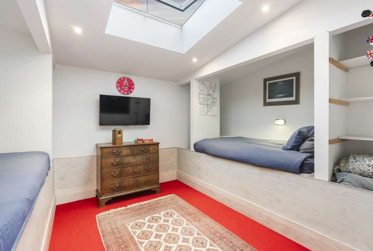 32 Princes Avenue Mount Roskill_11