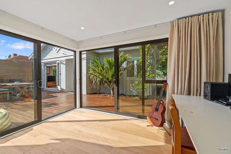 23 Archibald Road Kelston_10