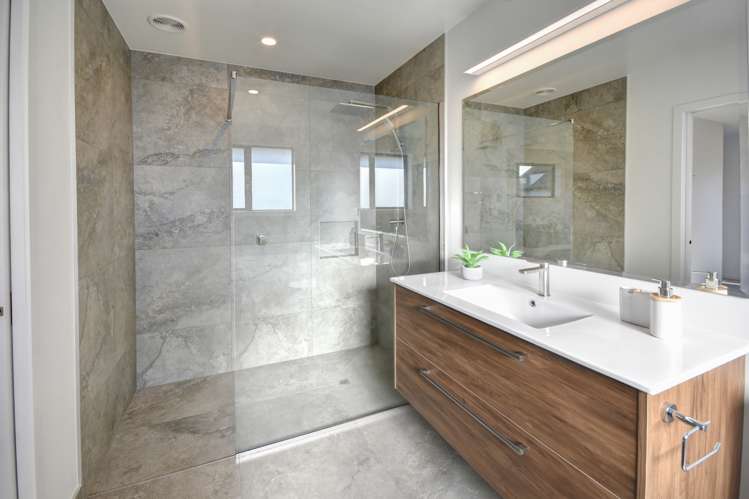 44 Constitution Avenue Milton_15