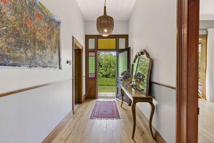 55 Packard Road Motupipi_4