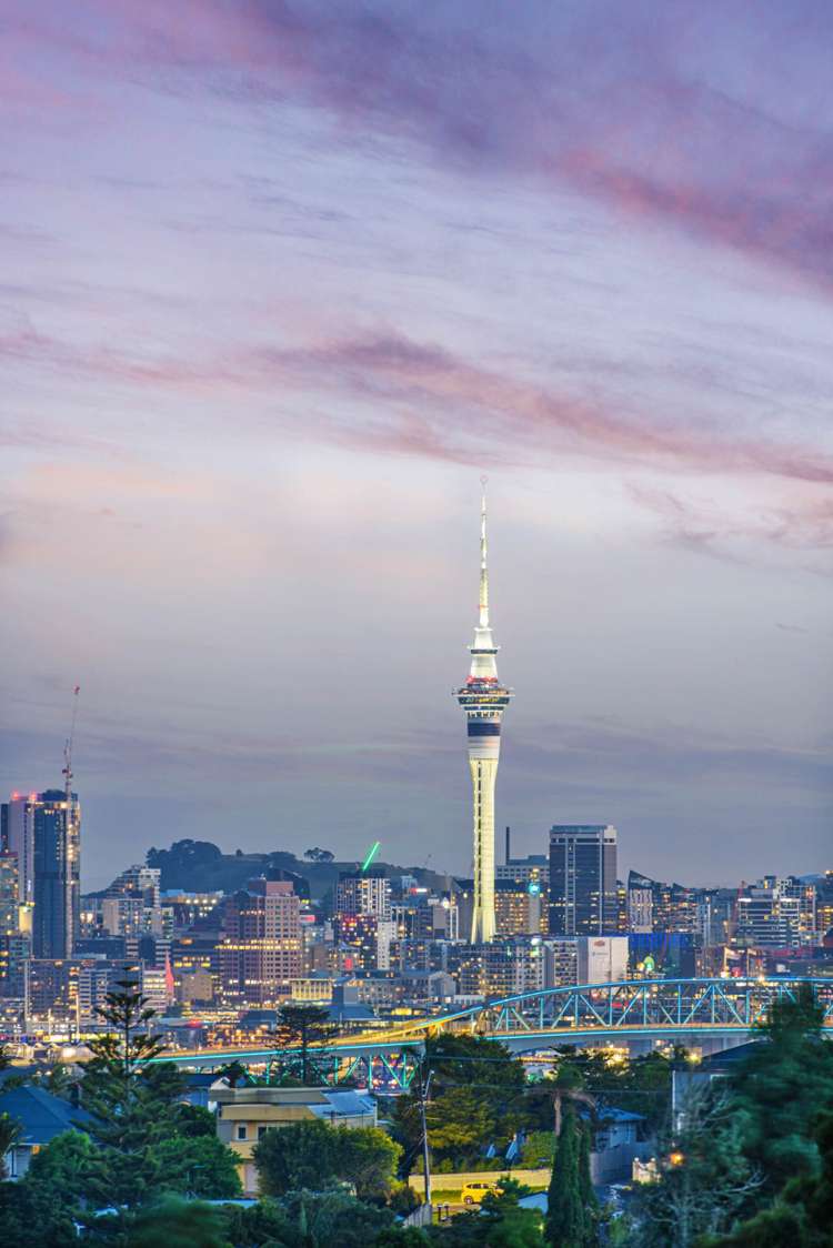 2/199 Glenfield Road Hillcrest_33