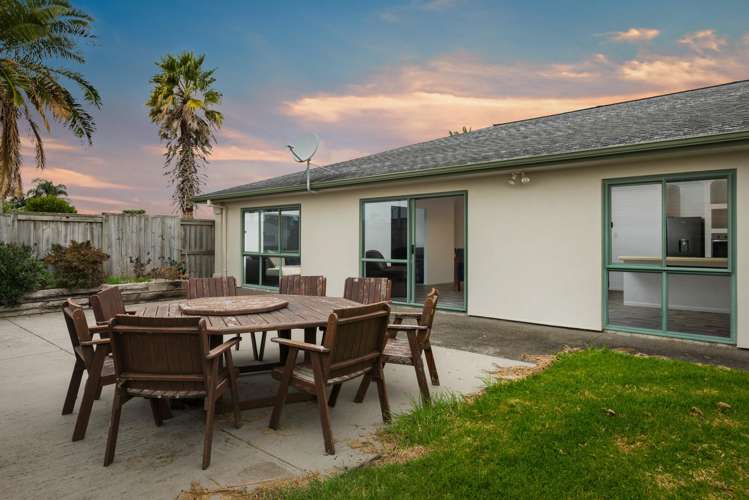 8 Athenree Heights Athenree_24