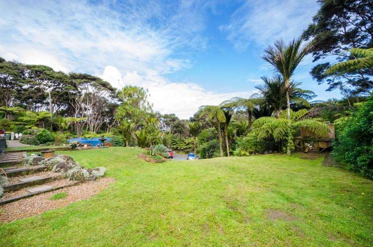 125 Stoney Creek Drive Waitakere_17