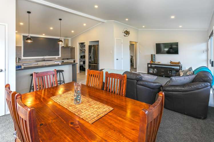 19 Eames Crescent Te Mata_7