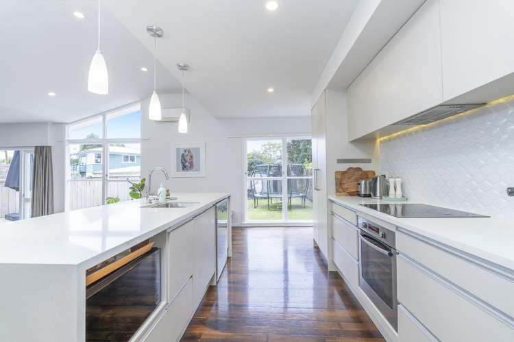12b Brennan Avenue Te Atatu Peninsula_6