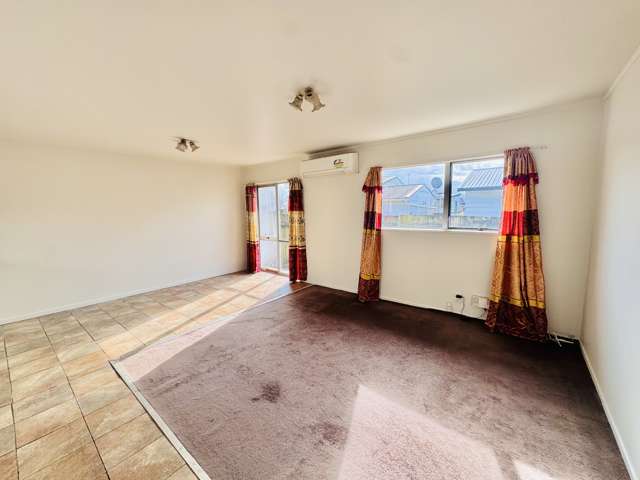 2/54 Kenderdine Road Papatoetoe_1