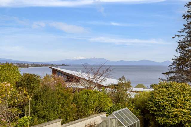 Big Views, Big Opportunity on Ngauruhoe Street
