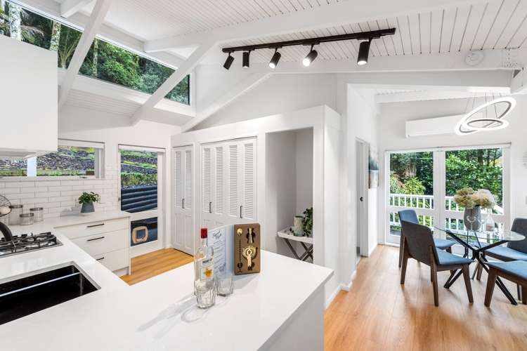 157 Woodlands Park Road Titirangi_6